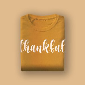 Camiseta con estampado verde azulado de tipografía